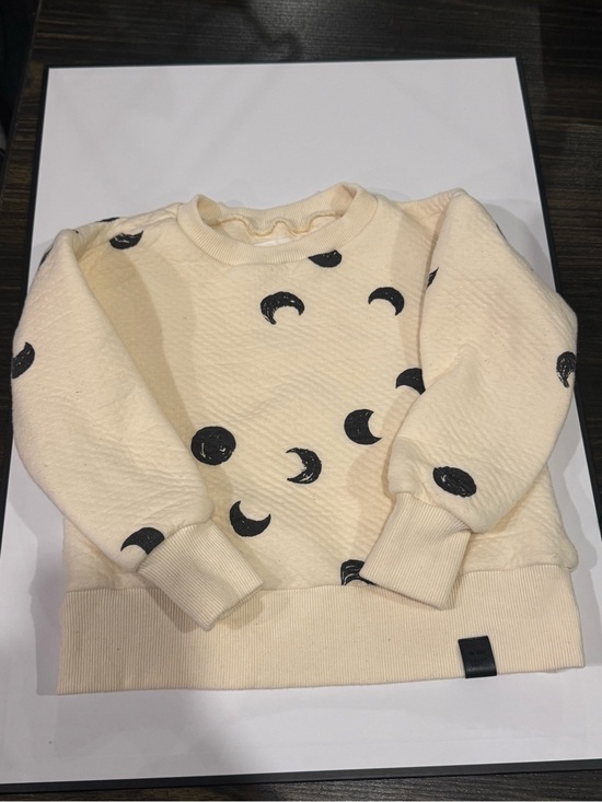 Omamimini Other - Omamimini Cream and Black Logo Knit Top